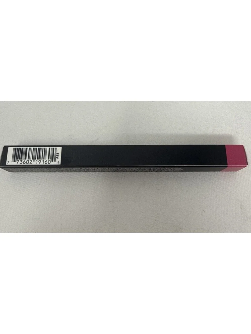 NEW IN BOX - MAC Chromagraphic Pencil Eyeliner PROCESS MAGENTA 0.048 oz CJ300